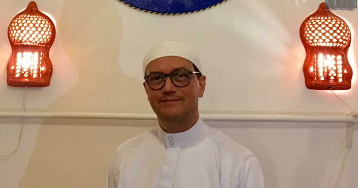 Alessandro, barese convertito all'Islam: �Ma rinunciare alla Peroni non � stato facile�